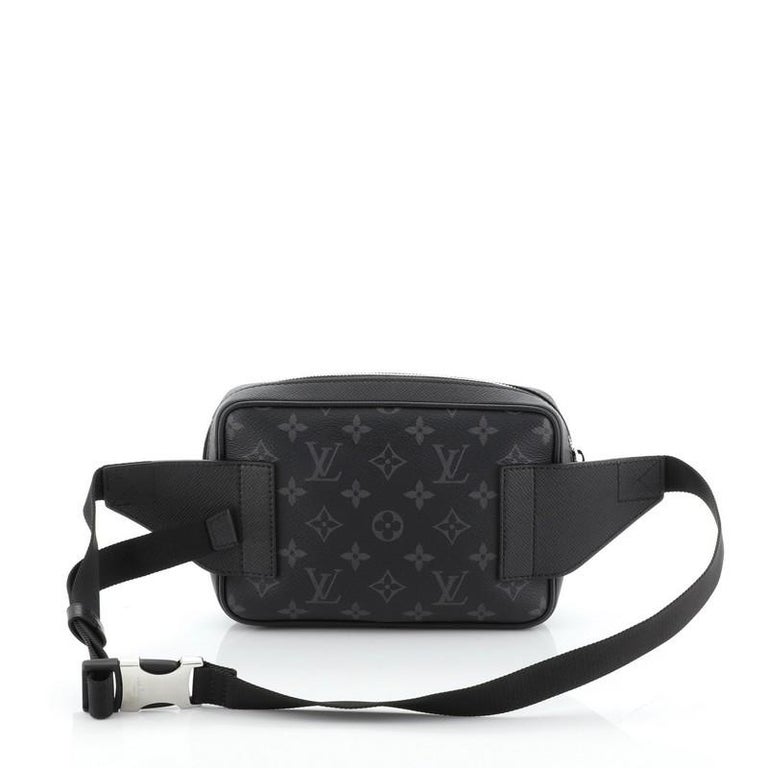 Louis Vuitton Monogram Taigarama Outdoor Bumbag (SHG-34593) – LuxeDH