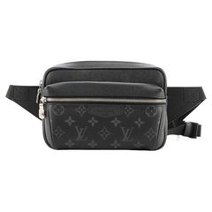 Louis Vuitton Taiga Outdoor Pouch 2023 Ss, Black