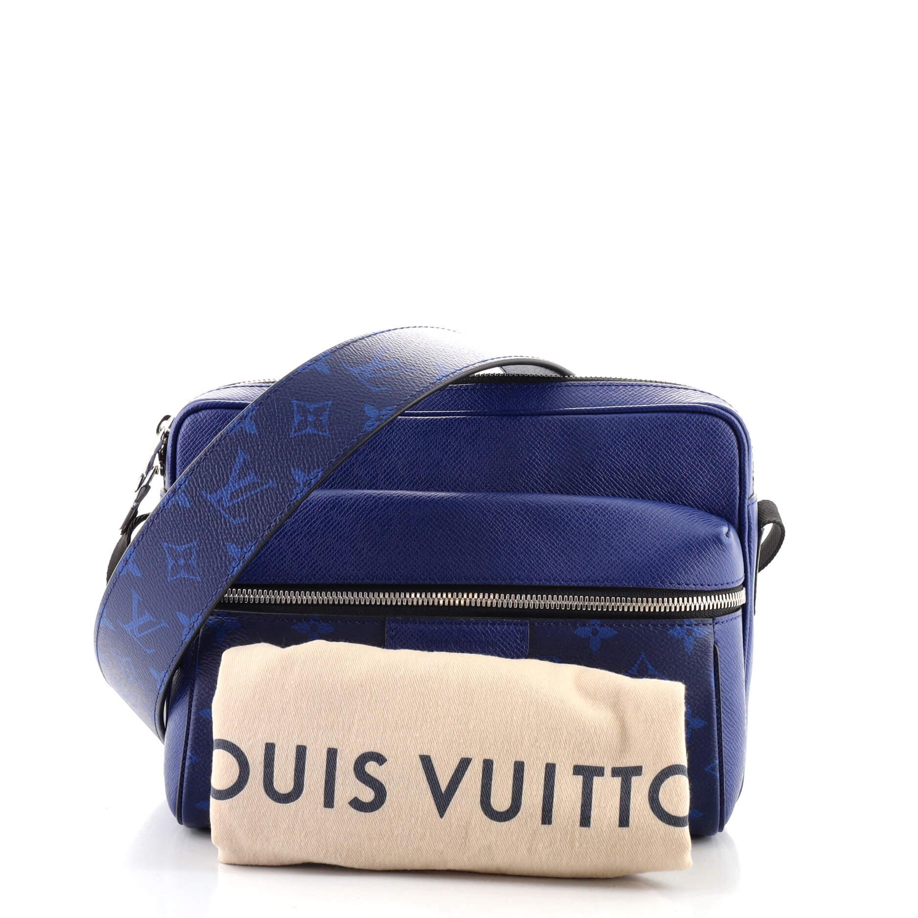 Louis Vuitton Outdoor Messenger Monogram Taigarama at 1stDibs