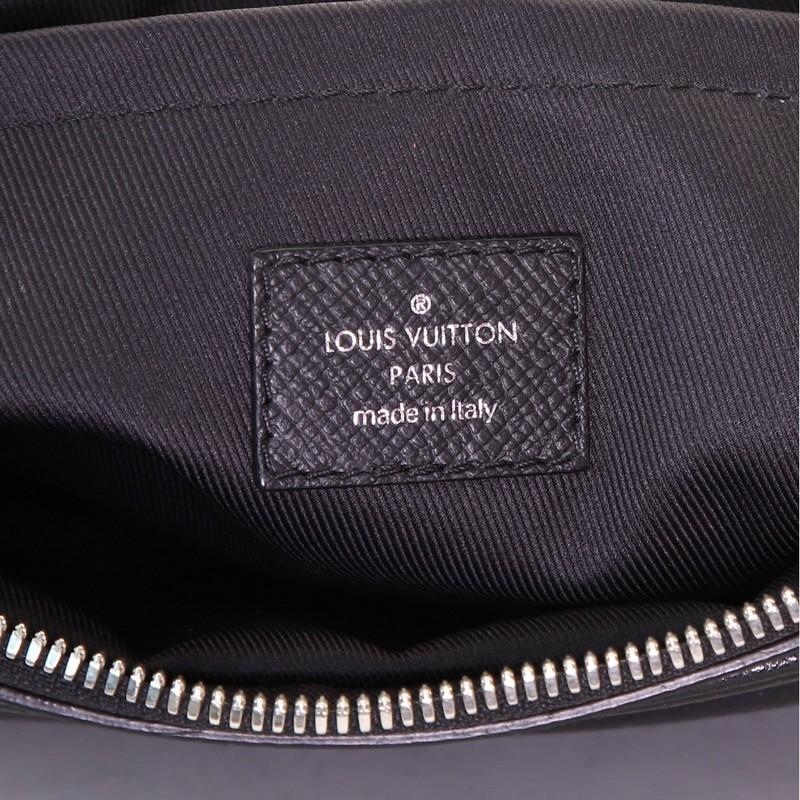 Messenger-Monogramm Taigarama von Louis Vuitton für draußen 3