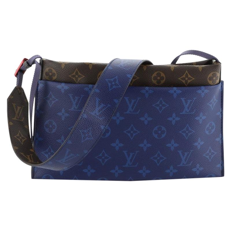 Louis Vuitton Outdoor Pochet Shoulder Bag Blue P12056 – NUIR VINTAGE