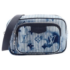 Outdoor cloth bag Louis Vuitton Blue in Cloth - 31100517