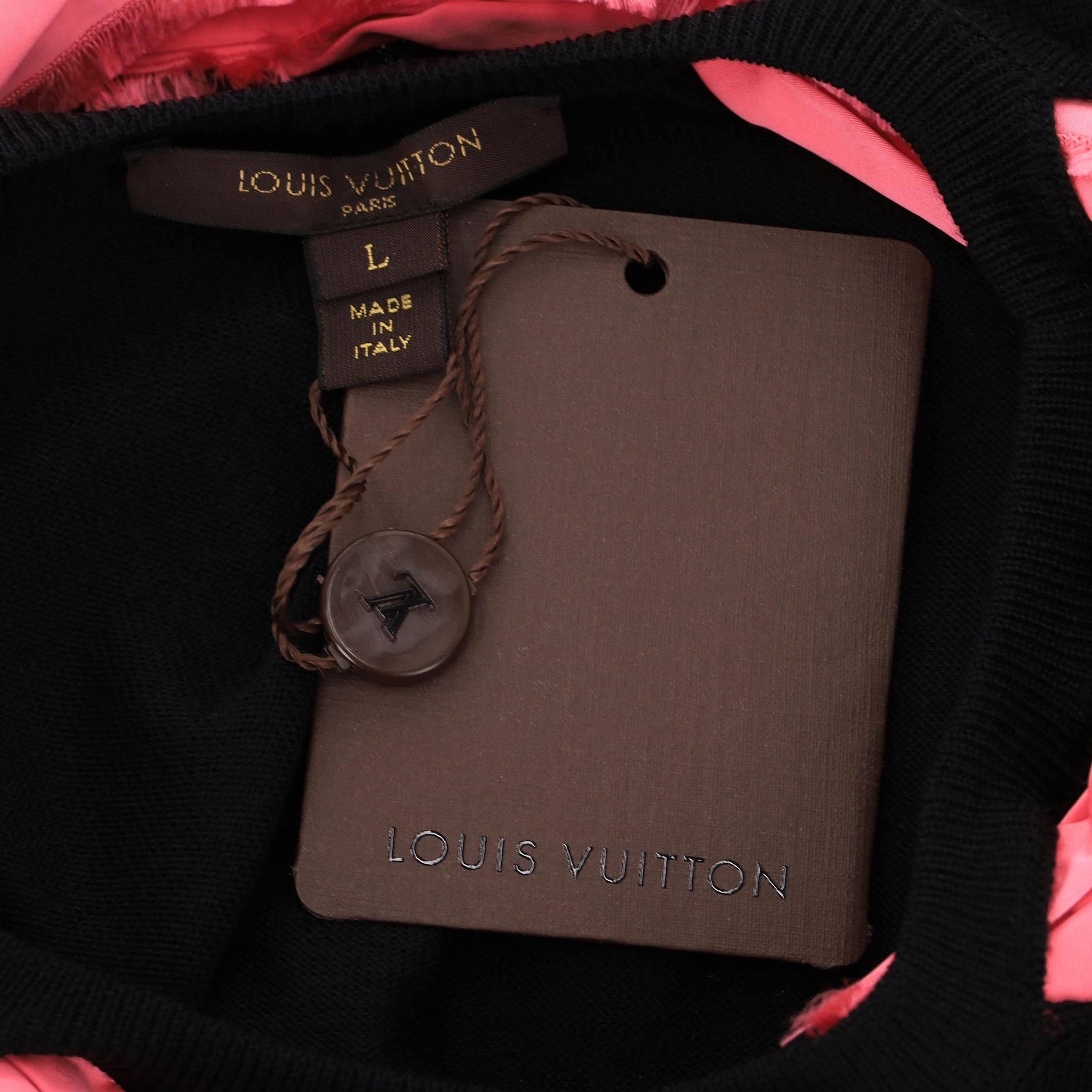 Louis Vuitton Oversized Bow Embellished Wool & Silk Blend Jumper For Sale 2