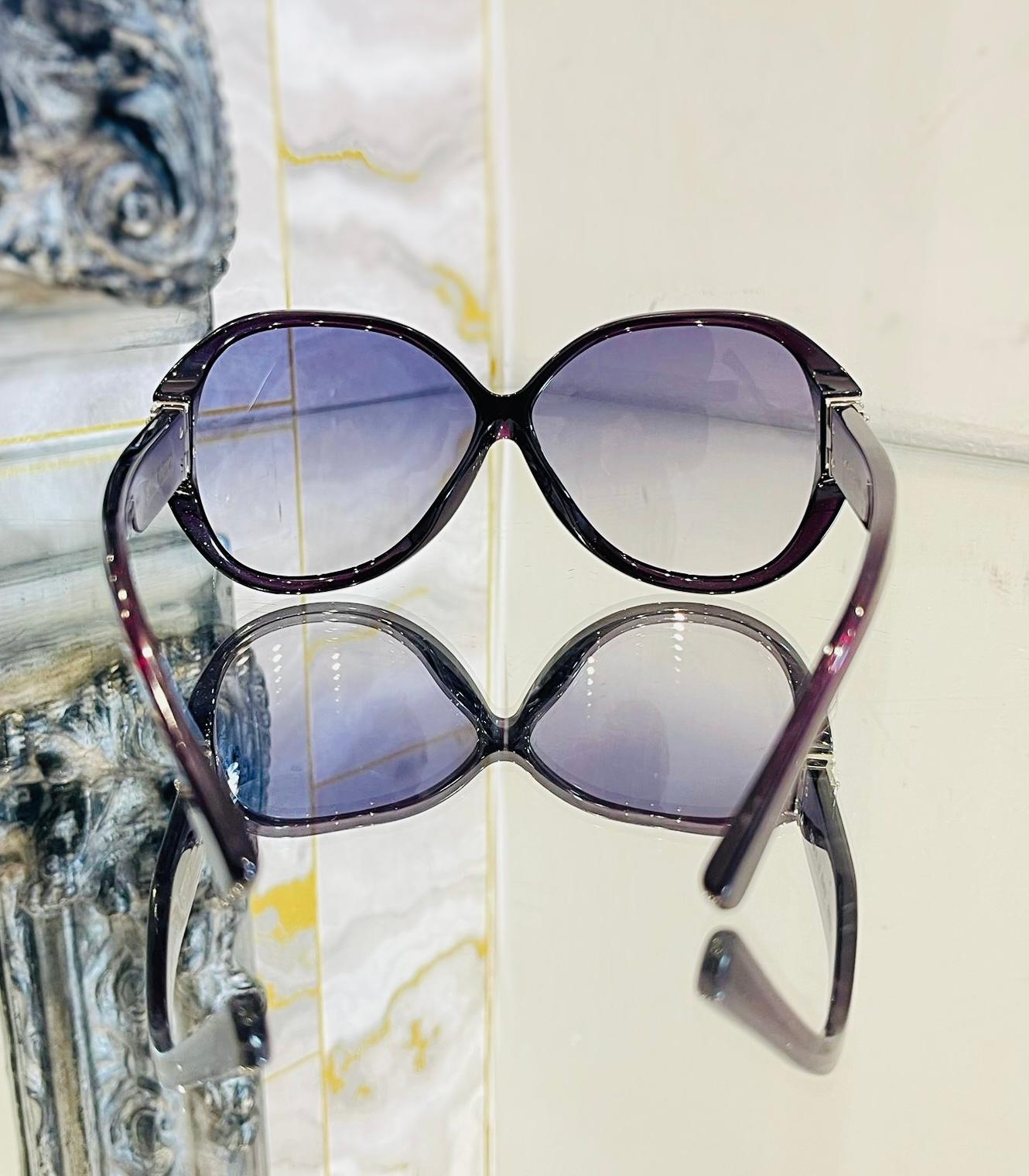 Louis Vuitton Oversized Sunglasses For Sale 3