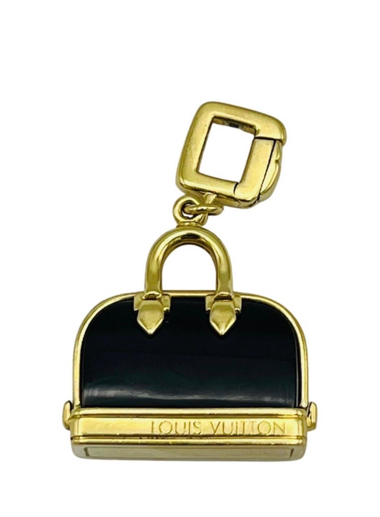 Louis Vuitton Padlock & Keys+ Two Bags Charm Yellow Gold Bracelet 125.7 Gm 18 KG For Sale 3