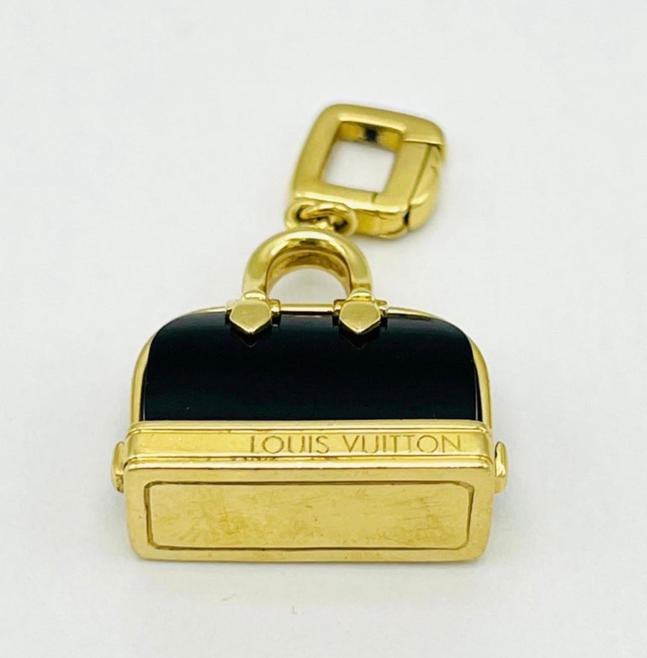 Louis Vuitton Padlock & Keys+ Two Bags Charm Yellow Gold Bracelet 125.7 Gm 18 KG For Sale 4