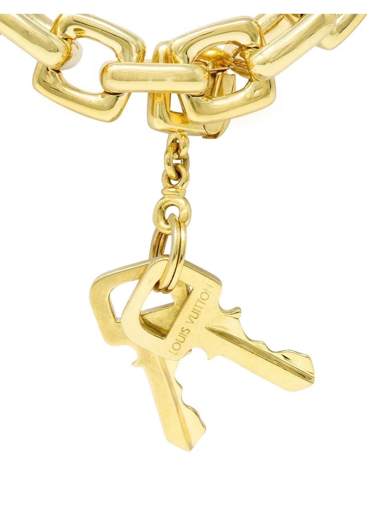Louis Vuitton Padlock & Keys+ Two Bags Charm Yellow Gold Bracelet 125.7 Gm 18 KG In Excellent Condition For Sale In New York, NY