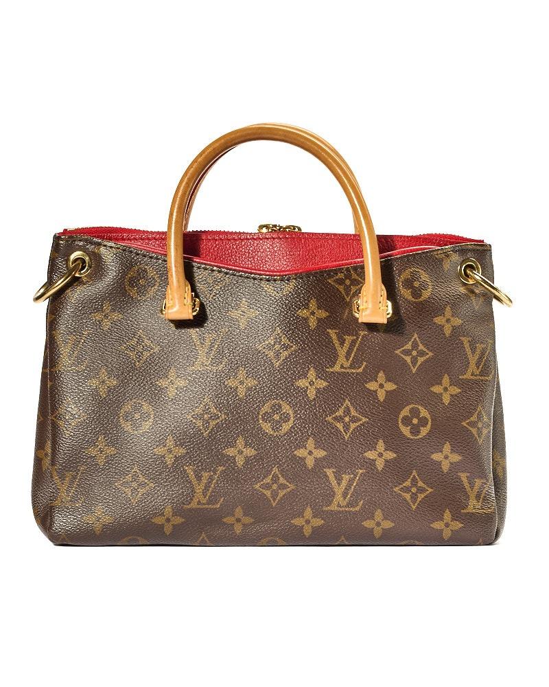 Louis Vuitton Pallas BB Monogram Red In Excellent Condition For Sale In Torre Del Greco, IT