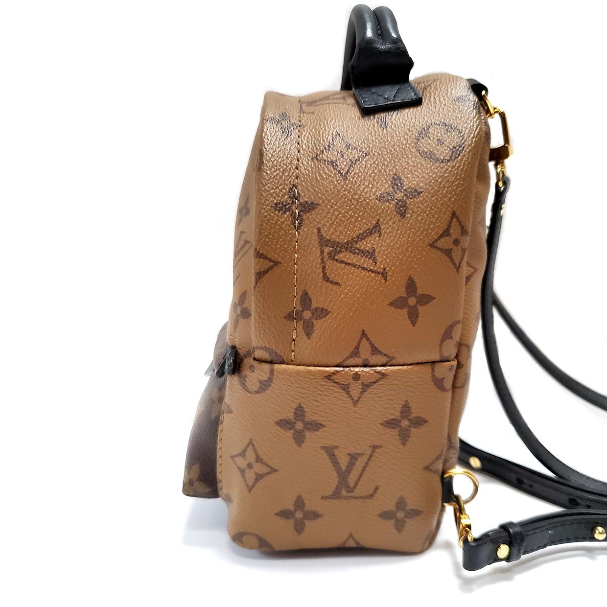 Brand - Louis Vuitton
Collection - Palm Springs
Estimated Retail - $2,140.00
Style - Backpack
Material - Canvas
Color - Brown
Pattern - Monogram
Closure - Zip
Hardware Material - Goldtone
Model/Date Code - FL4126
Comes With - Box, Dustbag
Size -