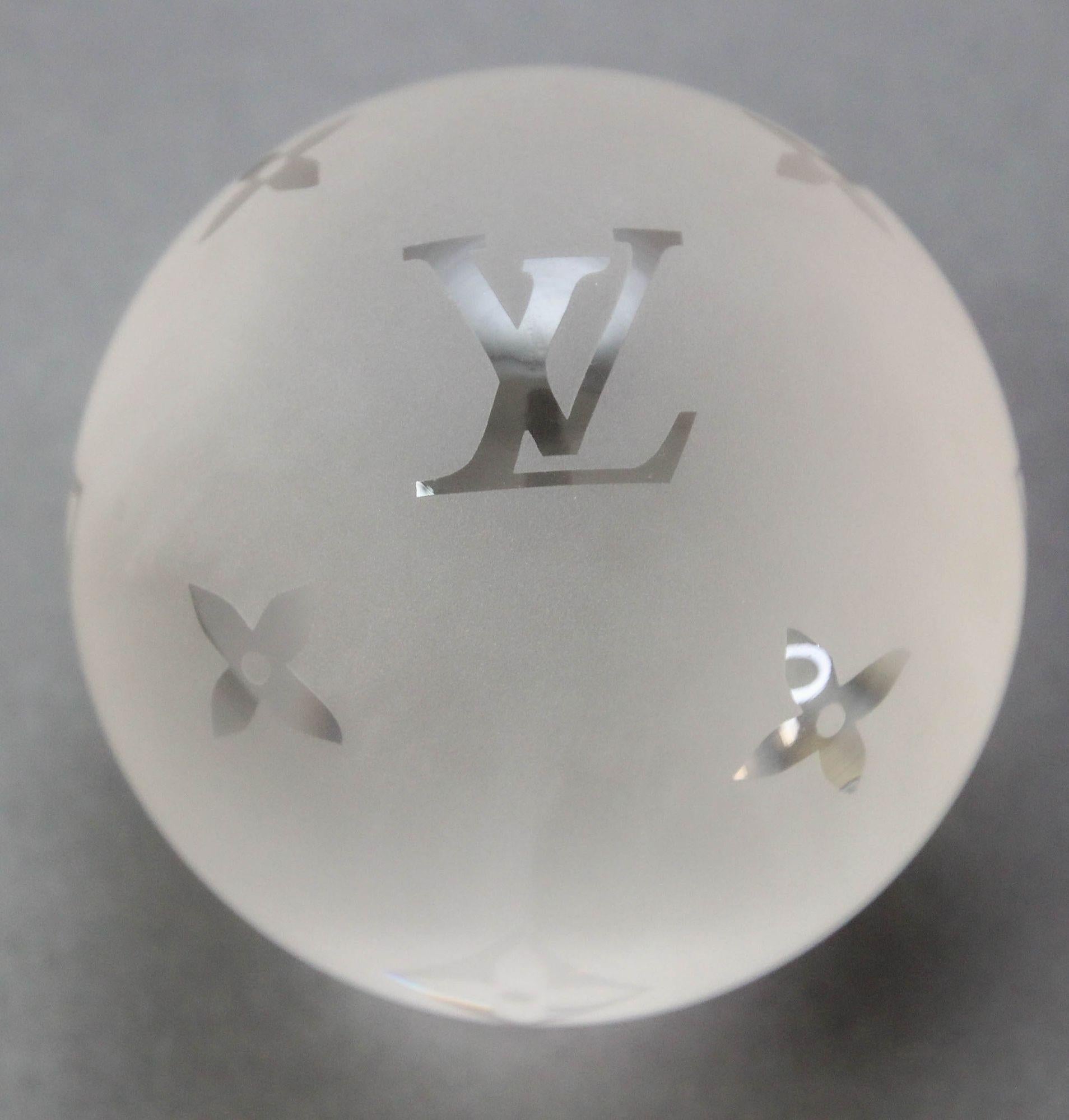 LOUIS VUITTON Paperweight Monogram Clear Crystal Paper Weight 4