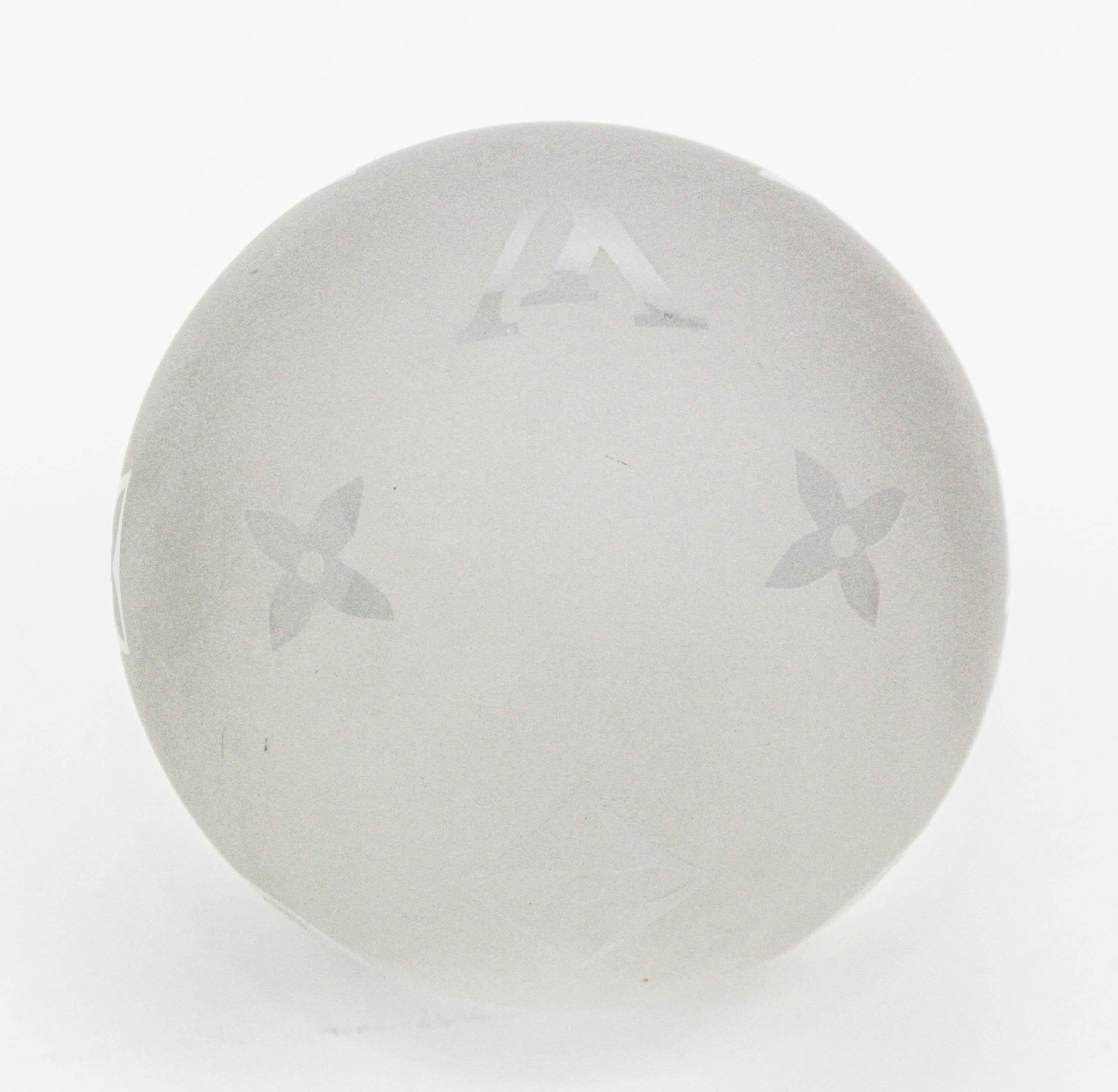Women's or Men's LOUIS VUITTON Paperweight Monogram Clear Crystal Paper Weight