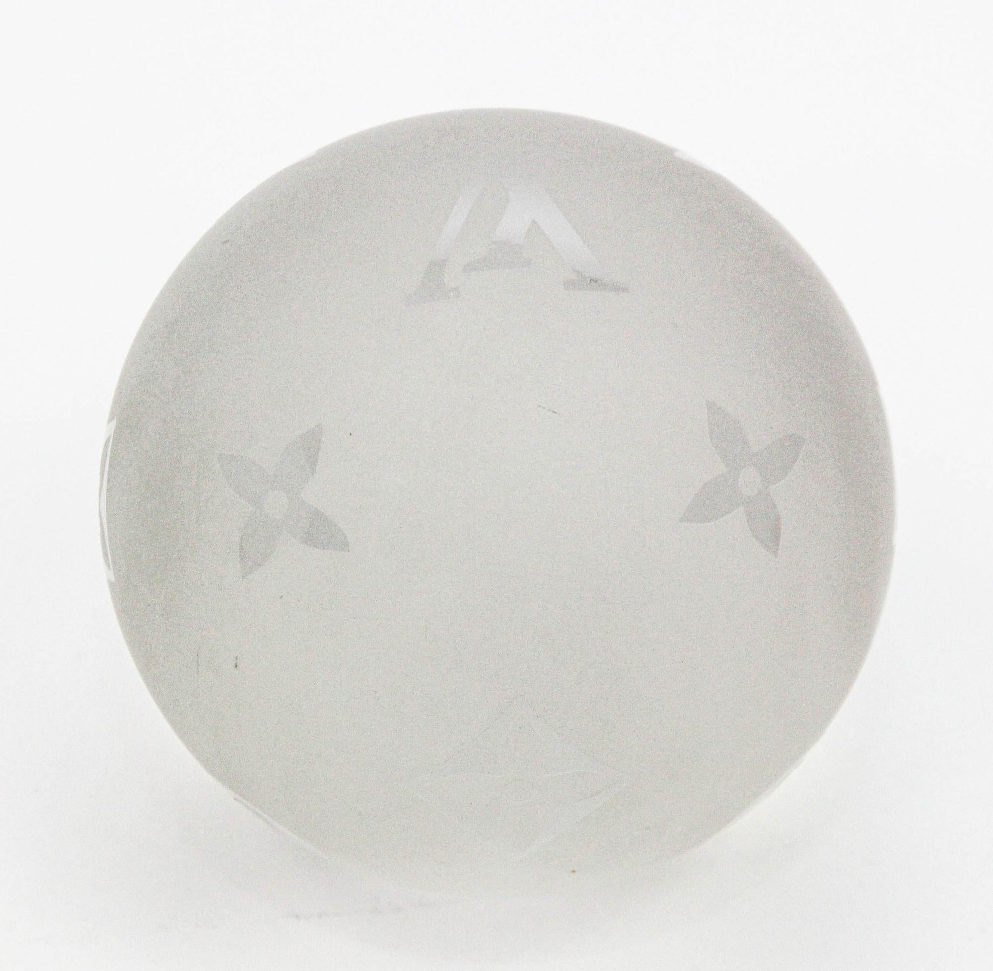 LOUIS VUITTON Paperweight Monogram Clear Crystal Paper Weight In Good Condition In North Hollywood, CA