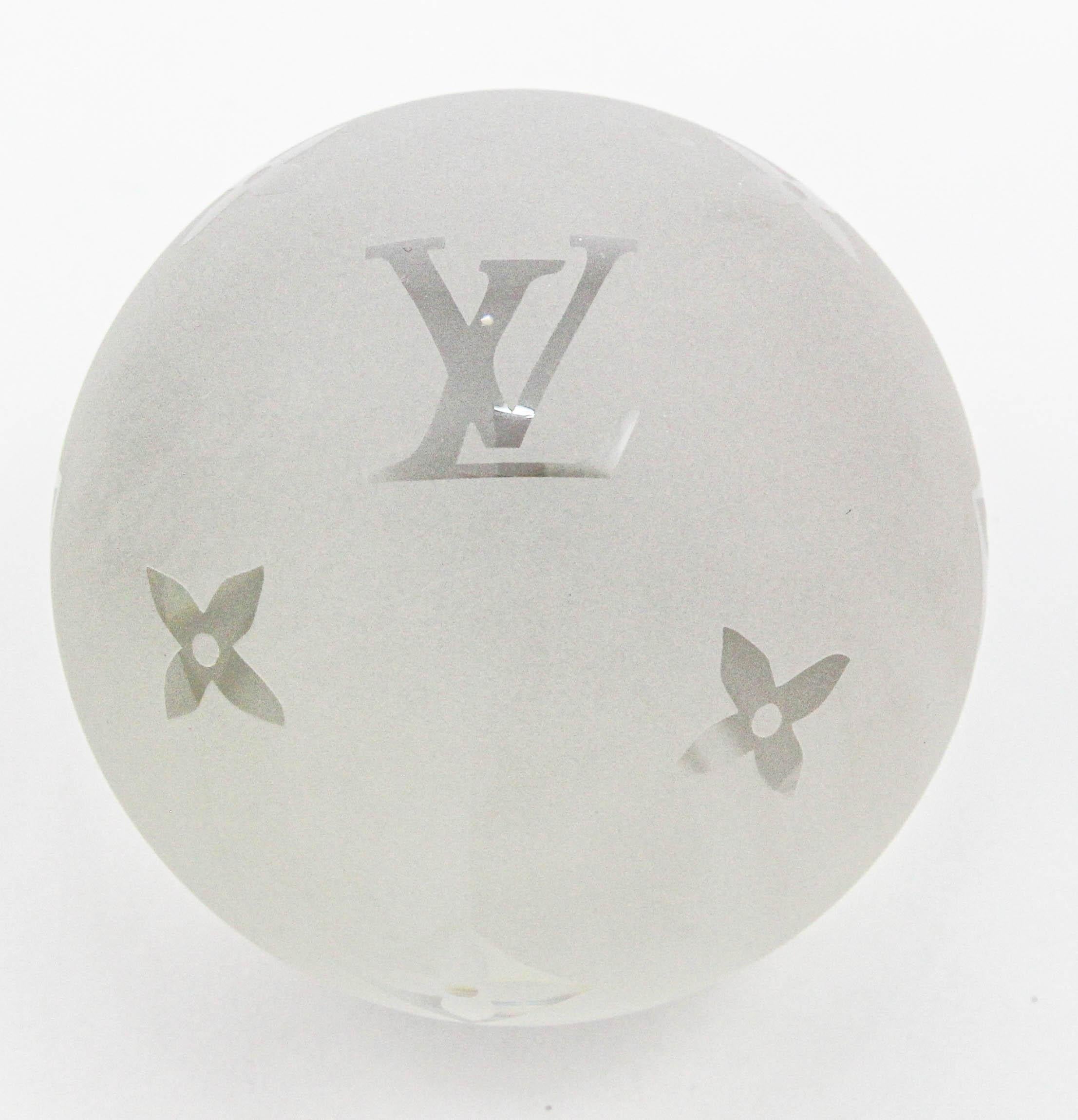 LOUIS VUITTON Paperweight Monogram Clear Crystal Paper Weight 2