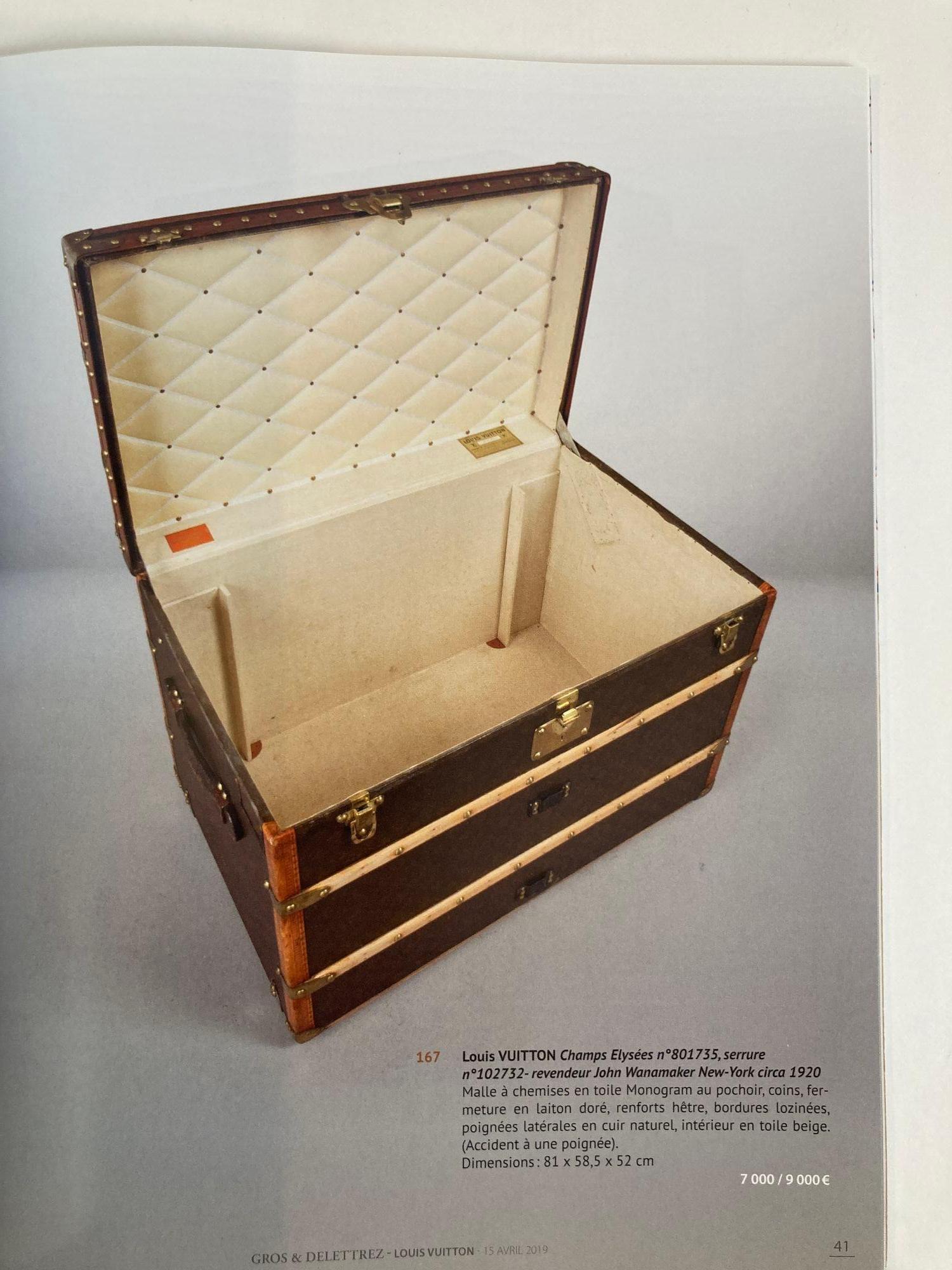 Louis Vuitton Paris Auction Catalog 2019 by Gros & Delettrez For Sale 3
