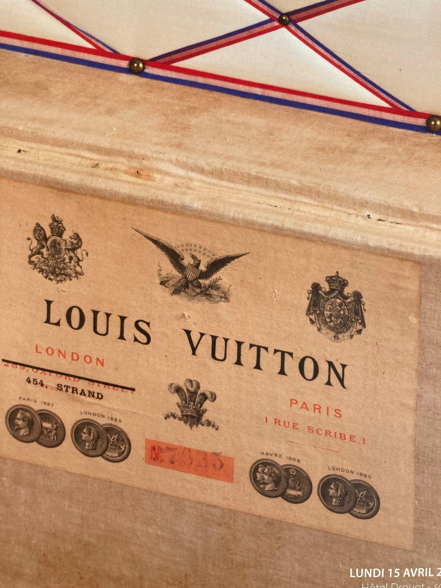 Contemporary Louis Vuitton Paris Auction Catalog 2019 by Gros & Delettrez For Sale