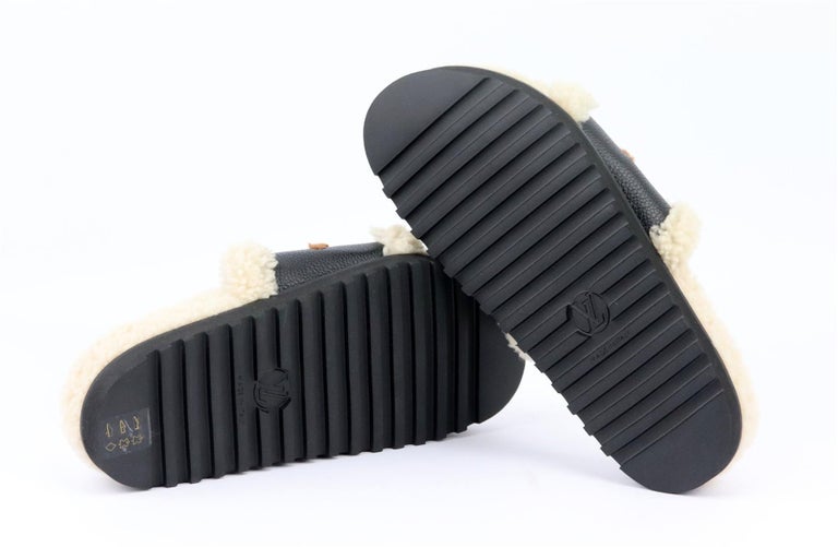 Louis Vuitton Schuhe Pilow Schlappen Slides schwarz Gr. 38