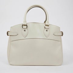 LOUIS VUITTON Passy Epi White Leather Bag
