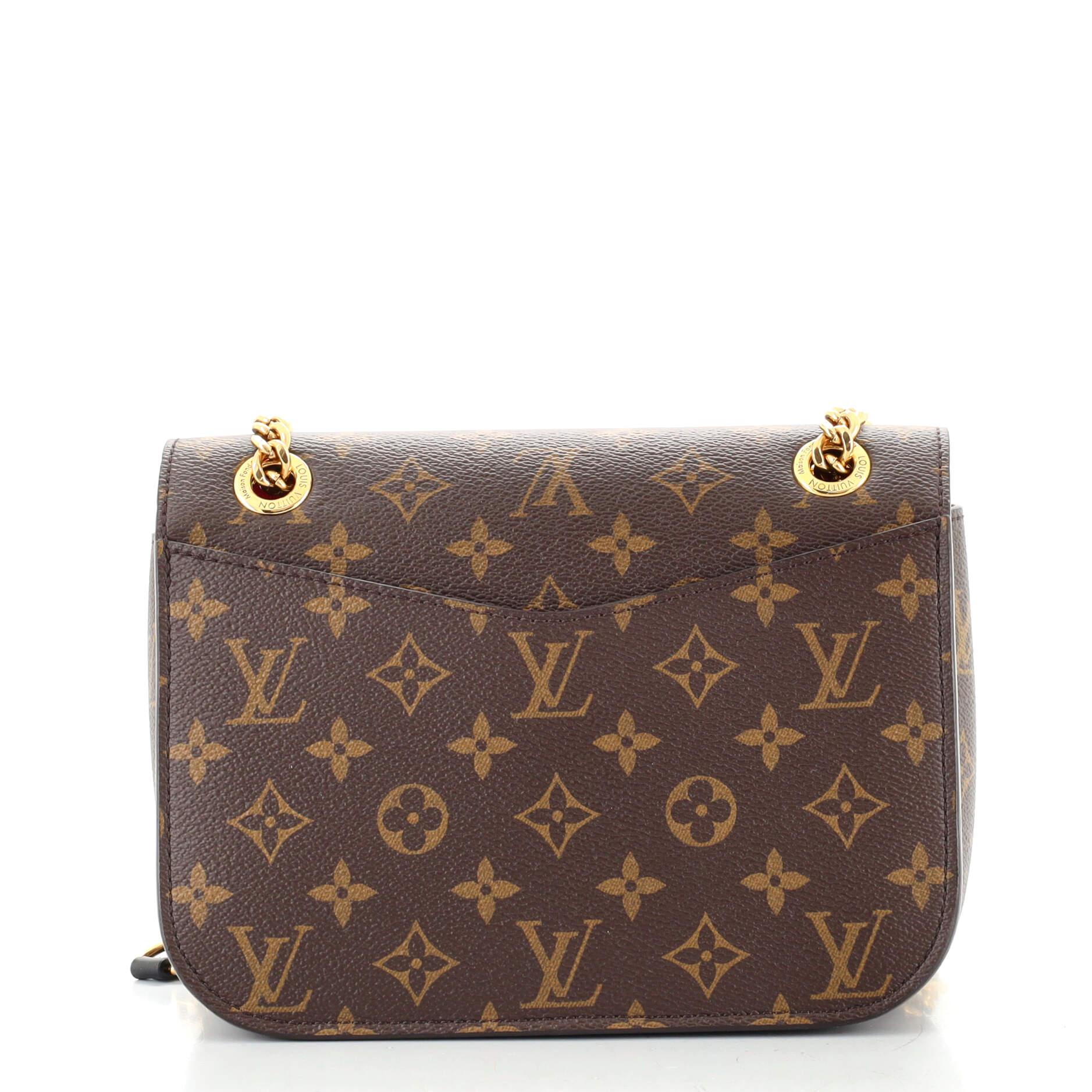 Passy Handtasche aus Segeltuch mit Monogramm von Louis Vuitton im Zustand „Gut“ in NY, NY