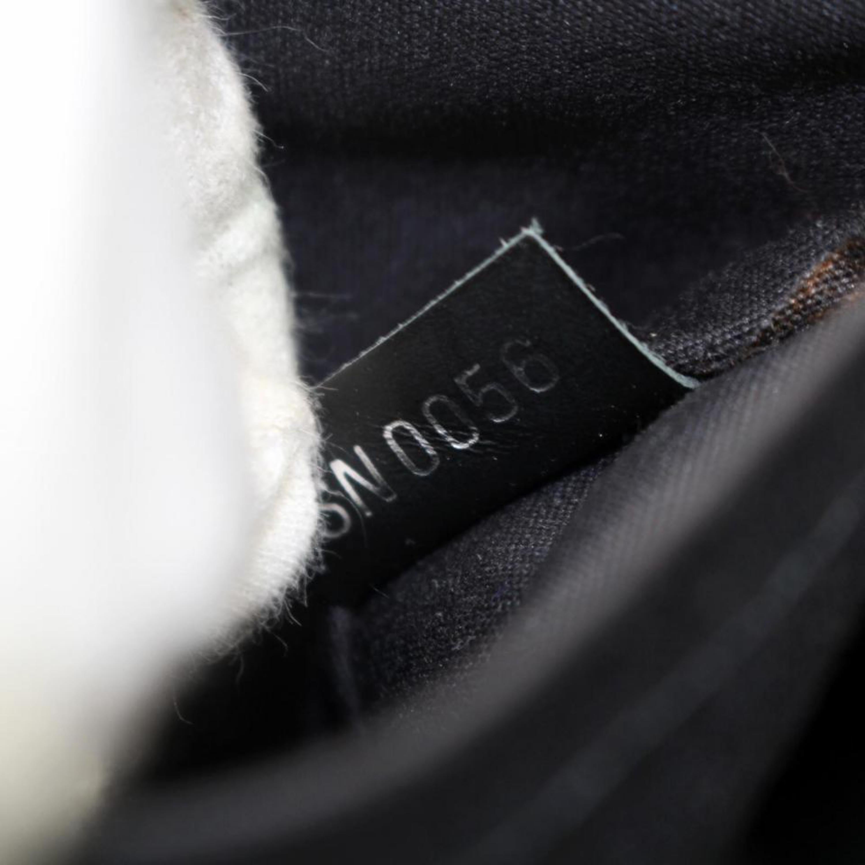 Width (inch) : 14.9 inch(approx)
Width (cm) : 38 cm(approx)
Height (inch) : 11.8 inch(approx)
Height (cm) : 30 cm(approx)
Depth (inch) : 5.11 inch(approx)
Depth (cm) : 13 cm(approx)
Shoulder (inch) : 22.05 inch
Shoulder (cm) : 56 cm
Color :