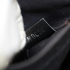 Louis Vuitton Passy Noir Gm 868989 Black Leather Shoulder Bag