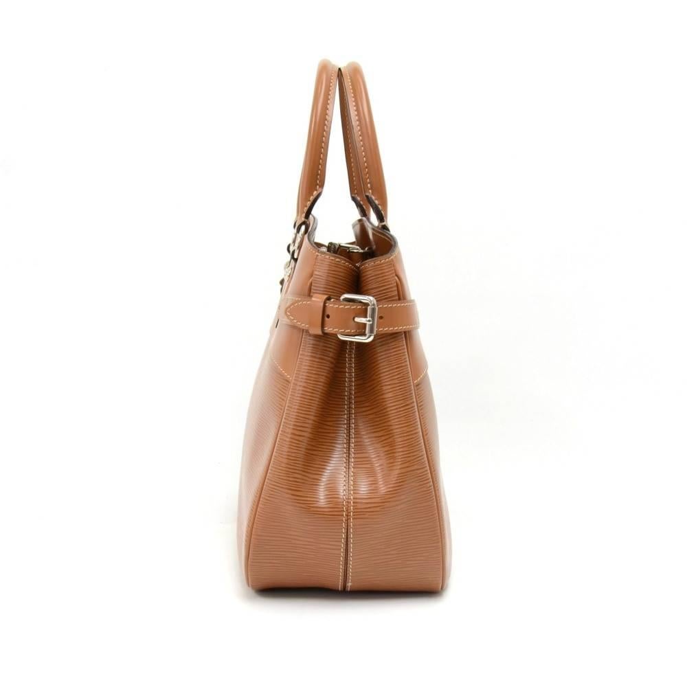 Brown Louis Vuitton Passy PM Cannelle Epi Leather Handbag  For Sale