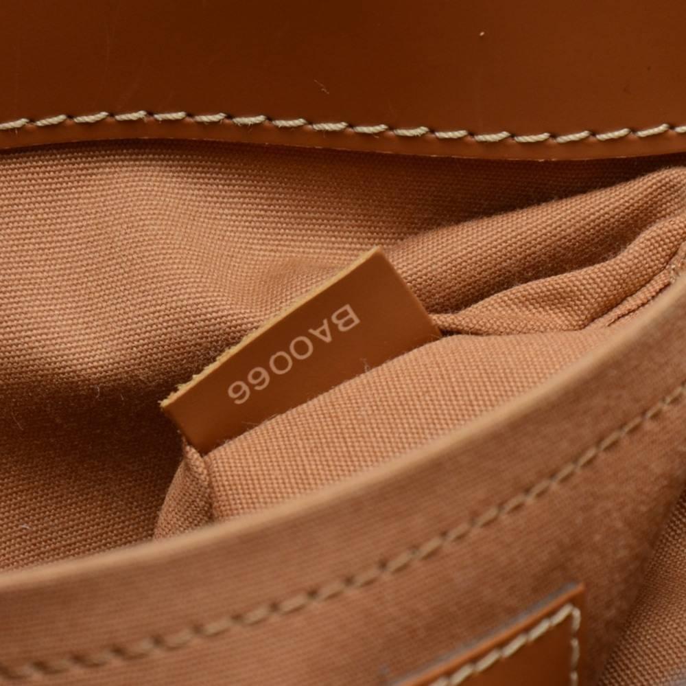 Louis Vuitton Passy PM Cannelle Epi Leather Handbag  For Sale 2