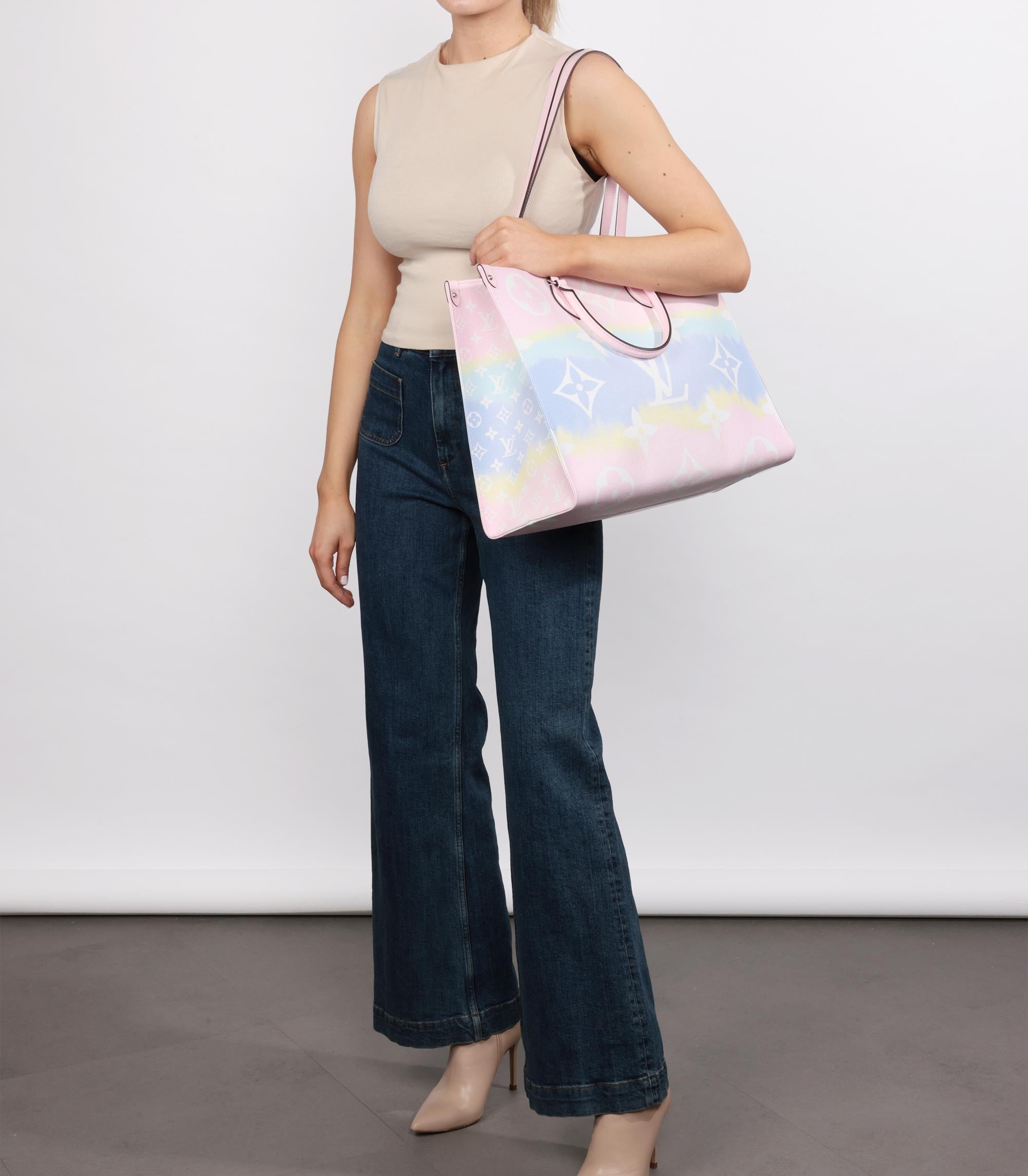 Louis Vuitton Pastel Pink Giant Monogram Coated Canvas & Pink Calfskin Leather Escale Onthego GM

Product Details
Xupes Ref: HB5776
Brand: Louis Vuitton
Model: Onthego GM
Type: Tote, Shoulder
Serial Number: FL1200
Age: 2020
Accompanied By: Louis