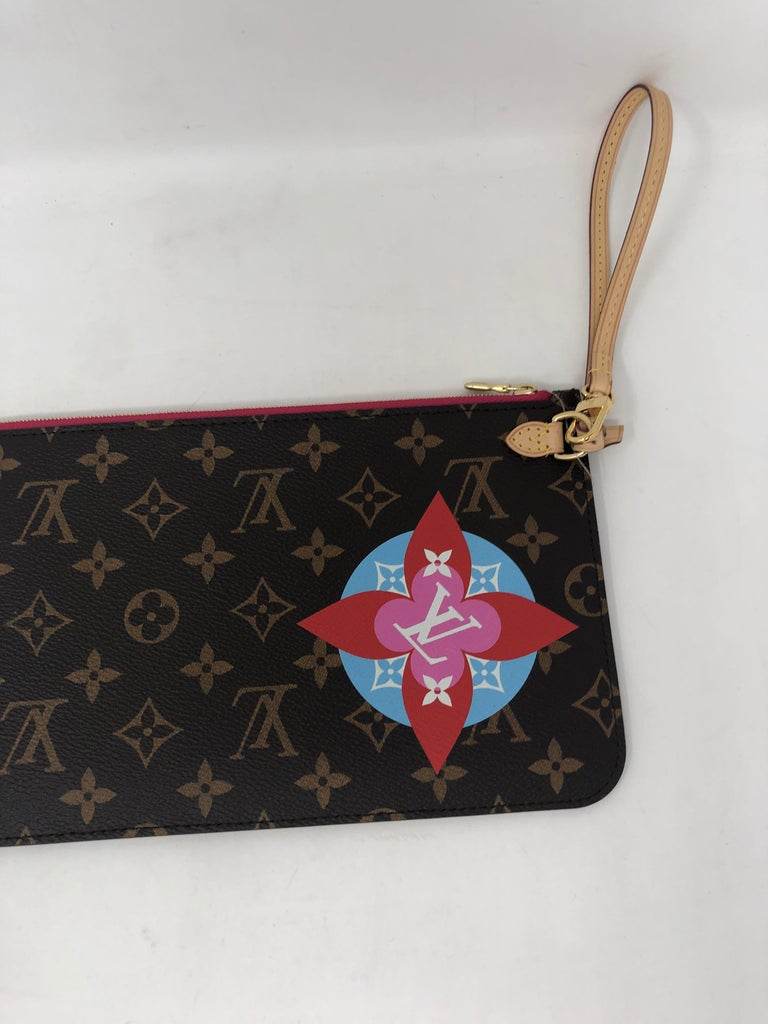 Louis Vuitton Patches Pochette at 1stDibs