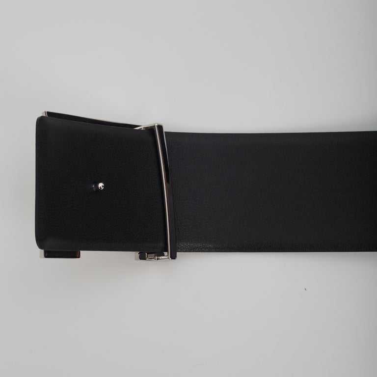 Initiales patent leather belt Louis Vuitton Black size 90 cm in Patent  leather - 32634000