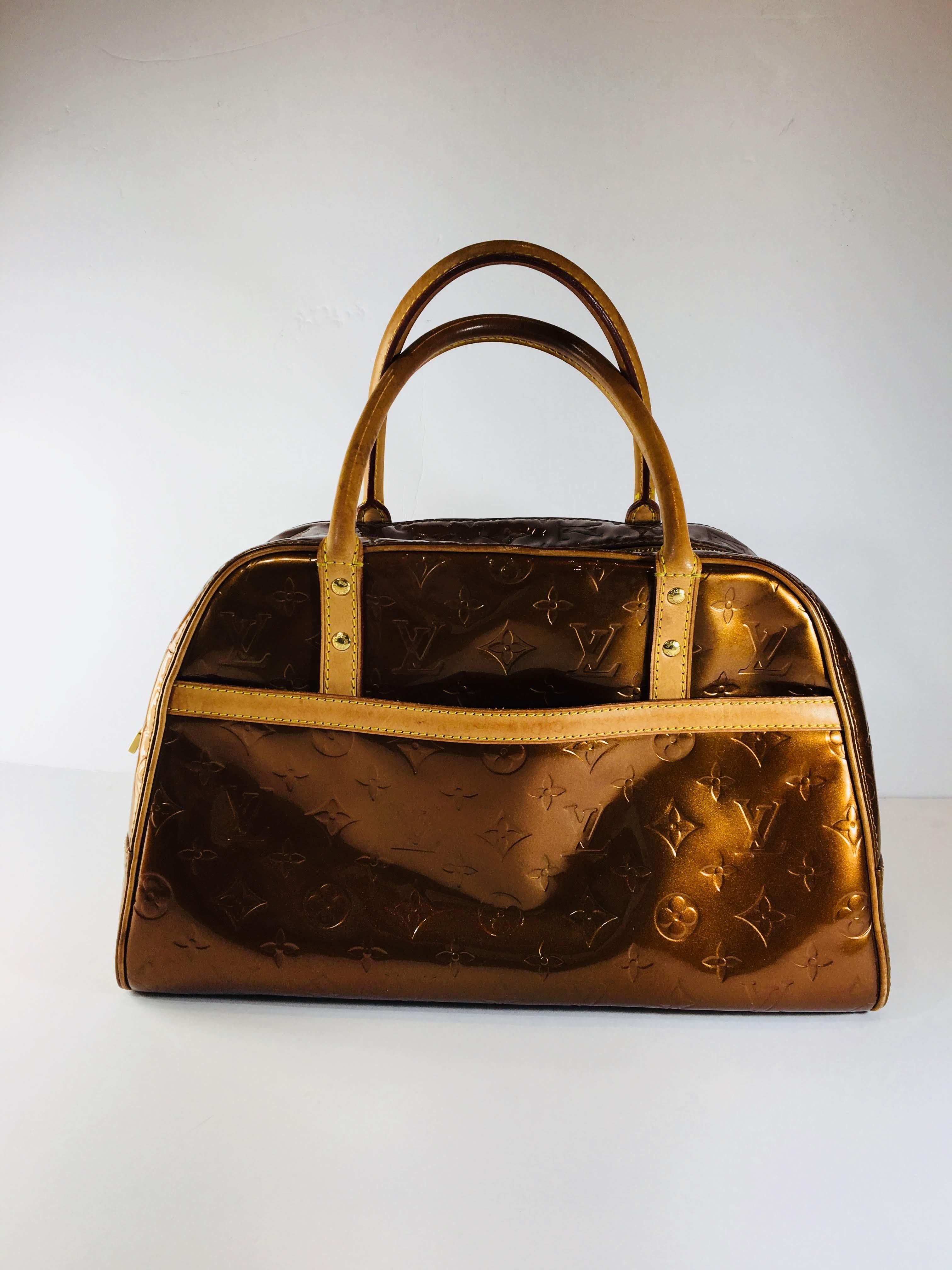 Louis Vuitton Patent Leather Handle Bag In Good Condition In Bridgehampton, NY
