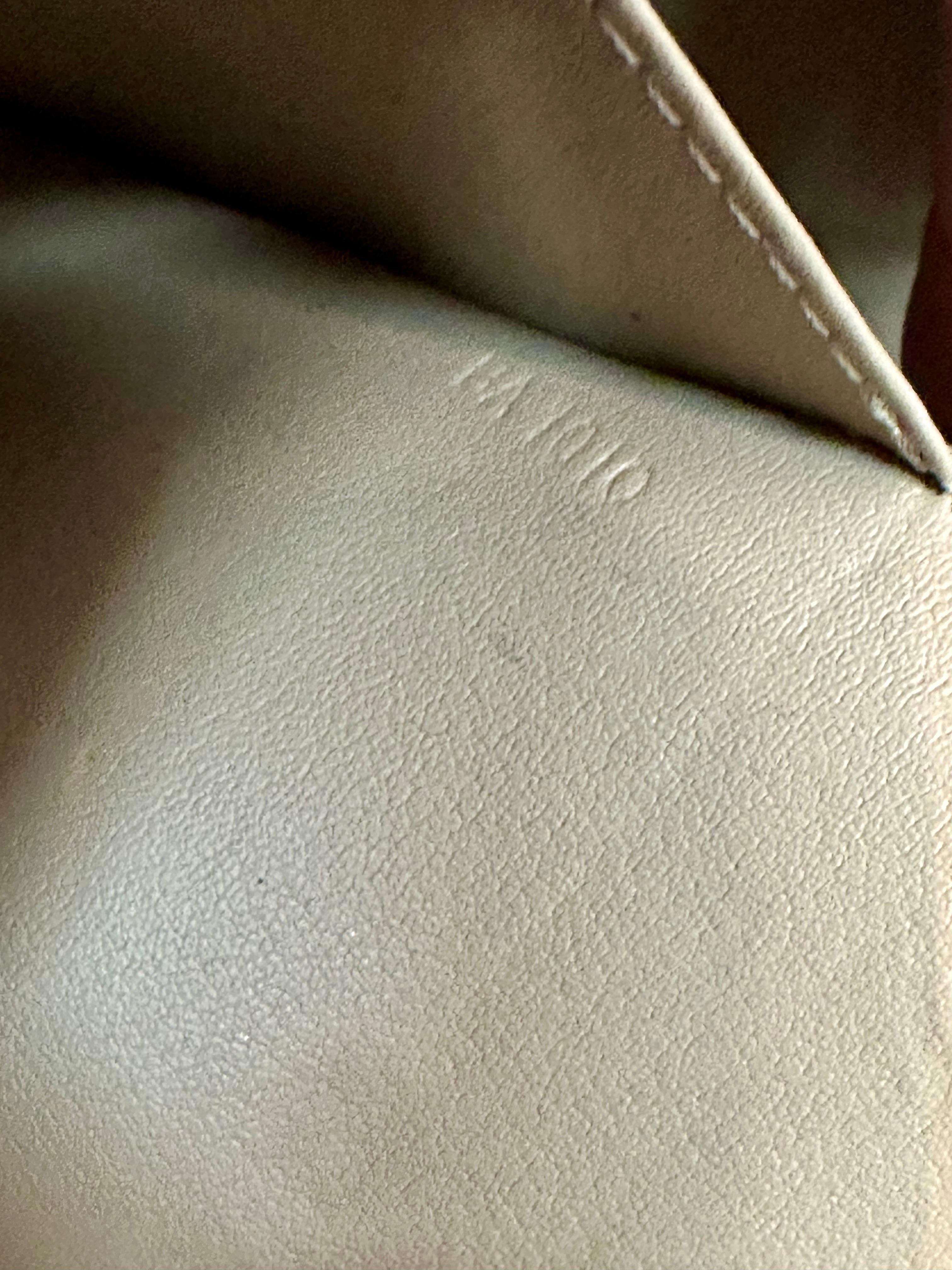 Louis Vuitton Patent Monogram Thomson Bag (AS IS) For Sale 7