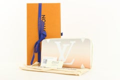 Louis Vuitton Peach Mist Brume Monogram By the Pool Zippy Wallet 226lvs55
