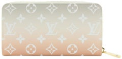 Louis Vuitton Peach Mist Brume Monogram By the Pool Zippy Wallet 226lvs55