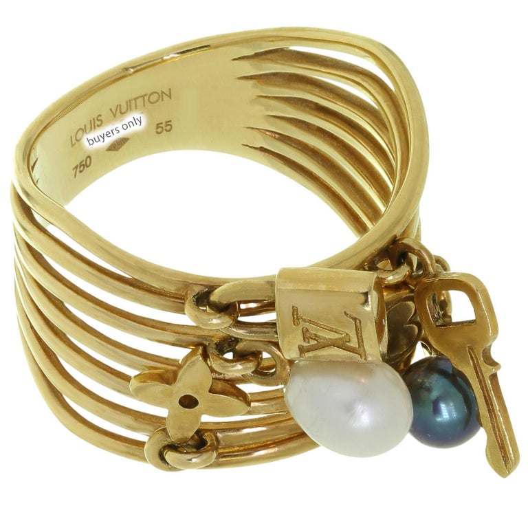 Louis Vuitton Monogram Ring Yellow gold Pearl