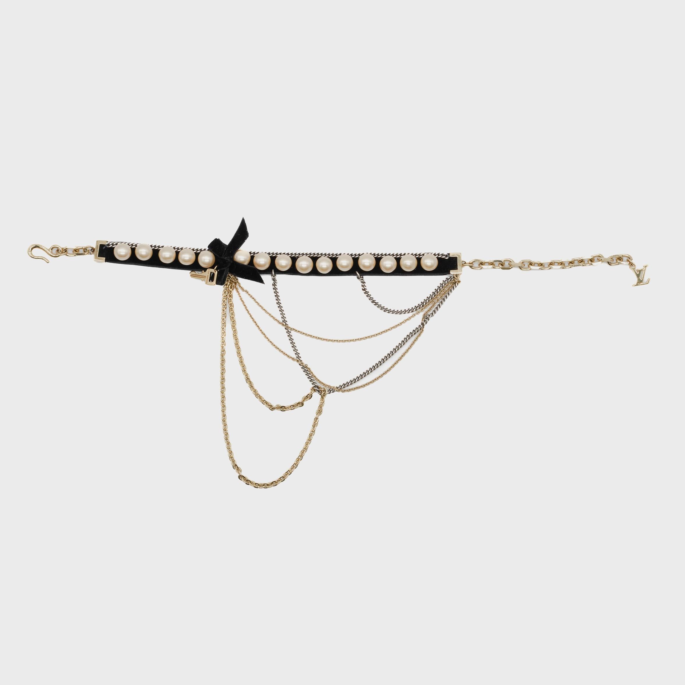 Collier de perles, de chaînes et de clés en velours Louis Vuitton par Marc Jacobs, FW 2004 Excellent état - En vente à Paris, FR
