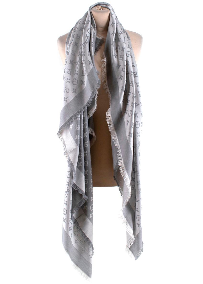 Louis Vuitton Pearl Grey Silk & Wool Blend Monogram Denim Shawl

Ideal for everyday use, this luxuriously soft Monogram Denim shawl is subtle and very feminine. Entirely printed with the Monogram pattern, it features the Louis Vuitton
