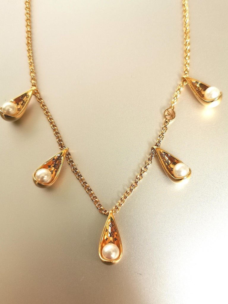 Lv pearl necklace Clearance