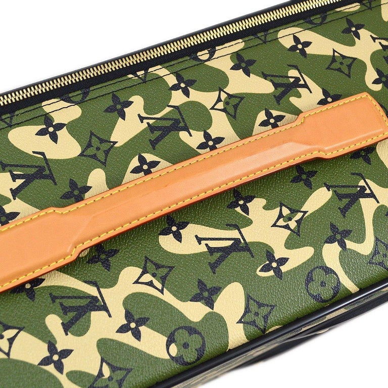 Louis Vuitton 2008 Pre-owned Monogram Camouflage Pegase 60 Suitcase - Green