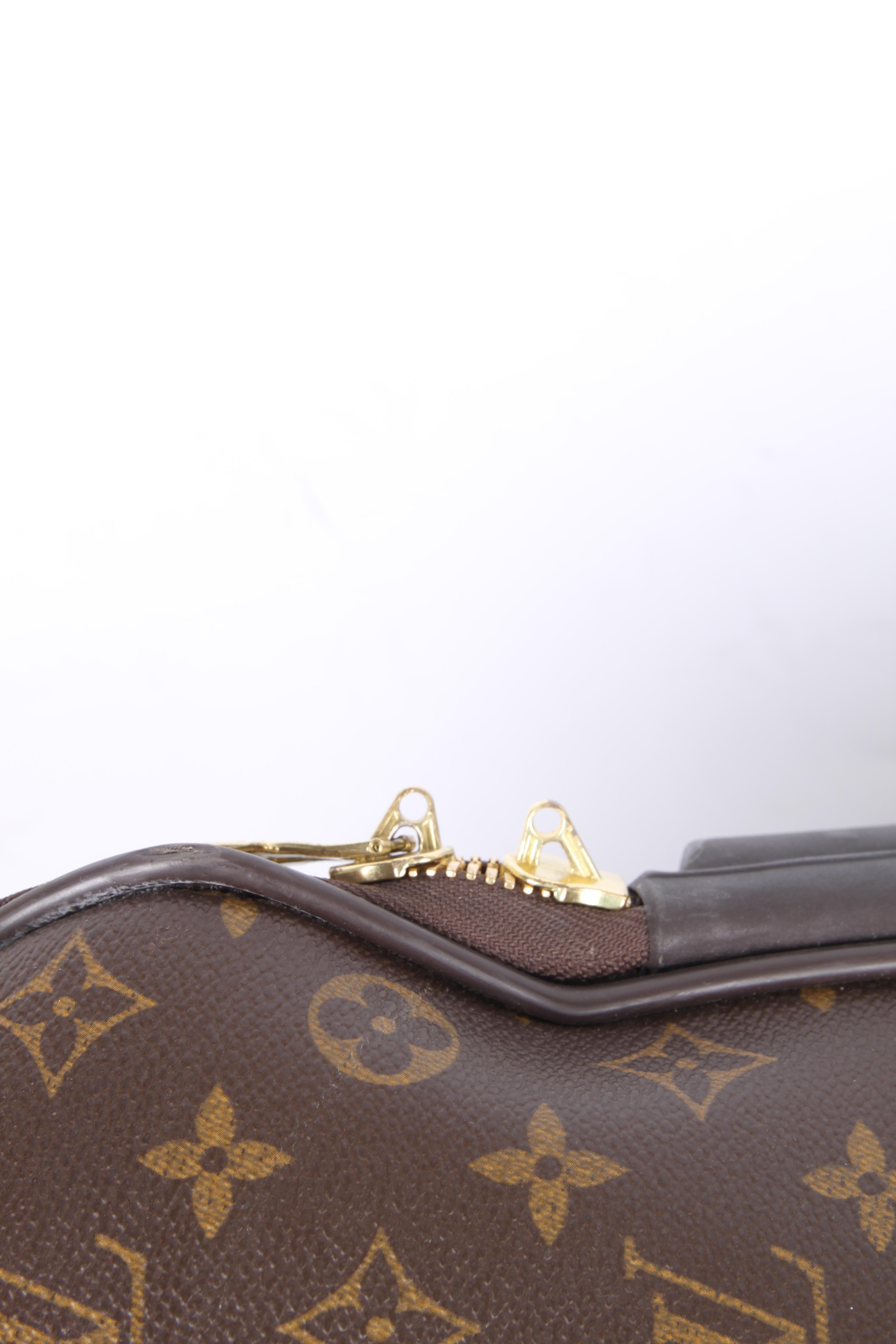 Louis Vuitton Pegase 70 Monogram Suitcase - brown 3