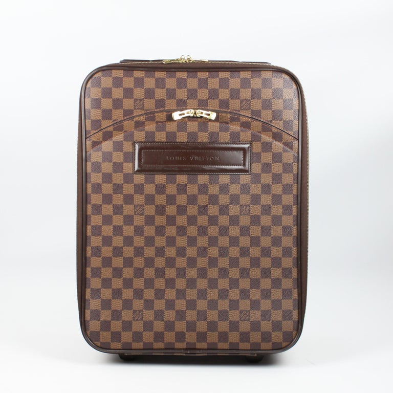 Louis Vuitton Pegase leather suitcase For Sale at 1stDibs