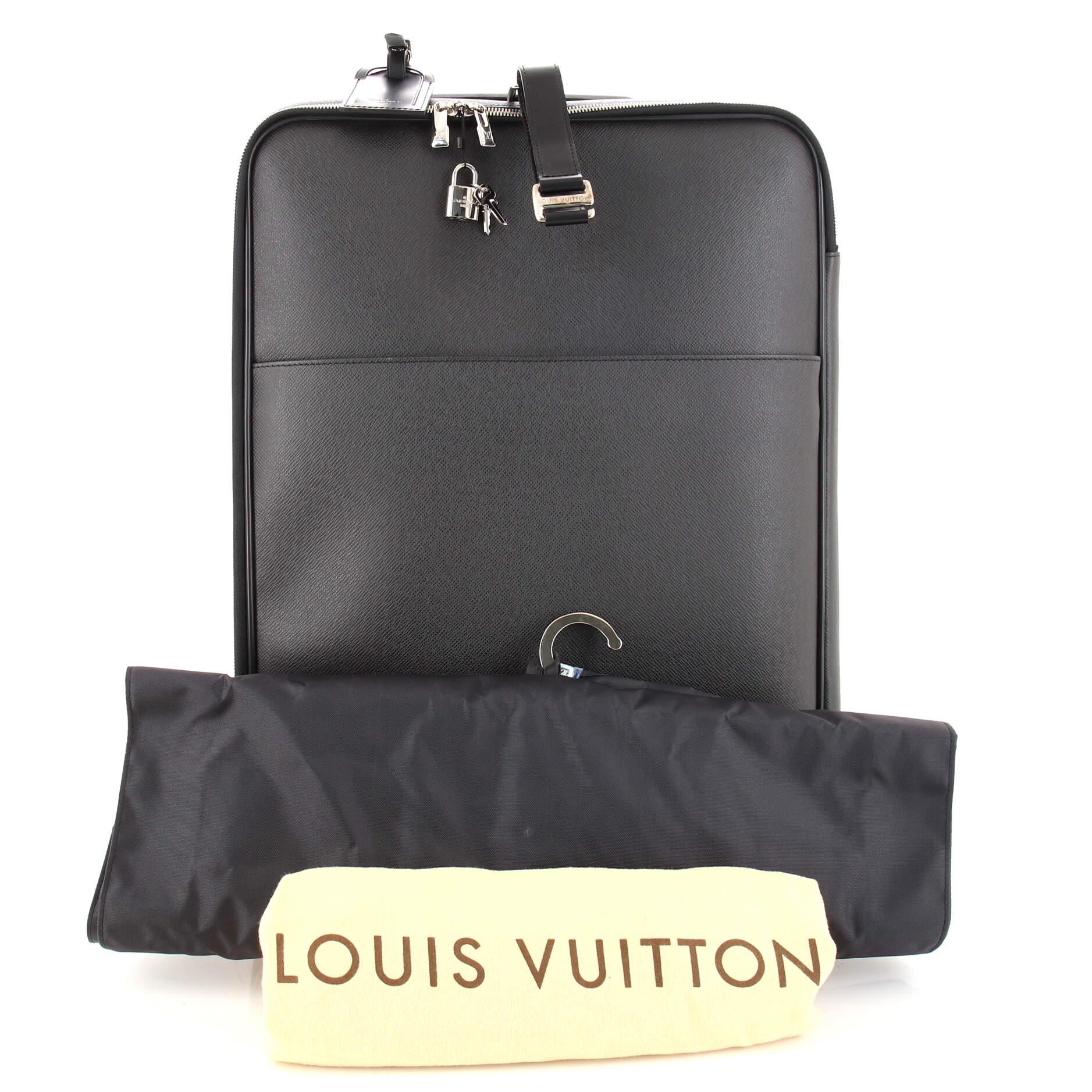 Condition: Very good. Minor wear, scuffs and creasing on exterior, wear and scuffs on exterior trims and handles, light wear in interior, scratches on hardware.
Accessories: Garment Bag, Lock, Hangers, Luggage Tag, Dust Bag, Protective Case,