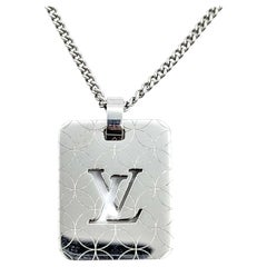 Louis Vuitton Pendantif Champs Elysees PM Necklace