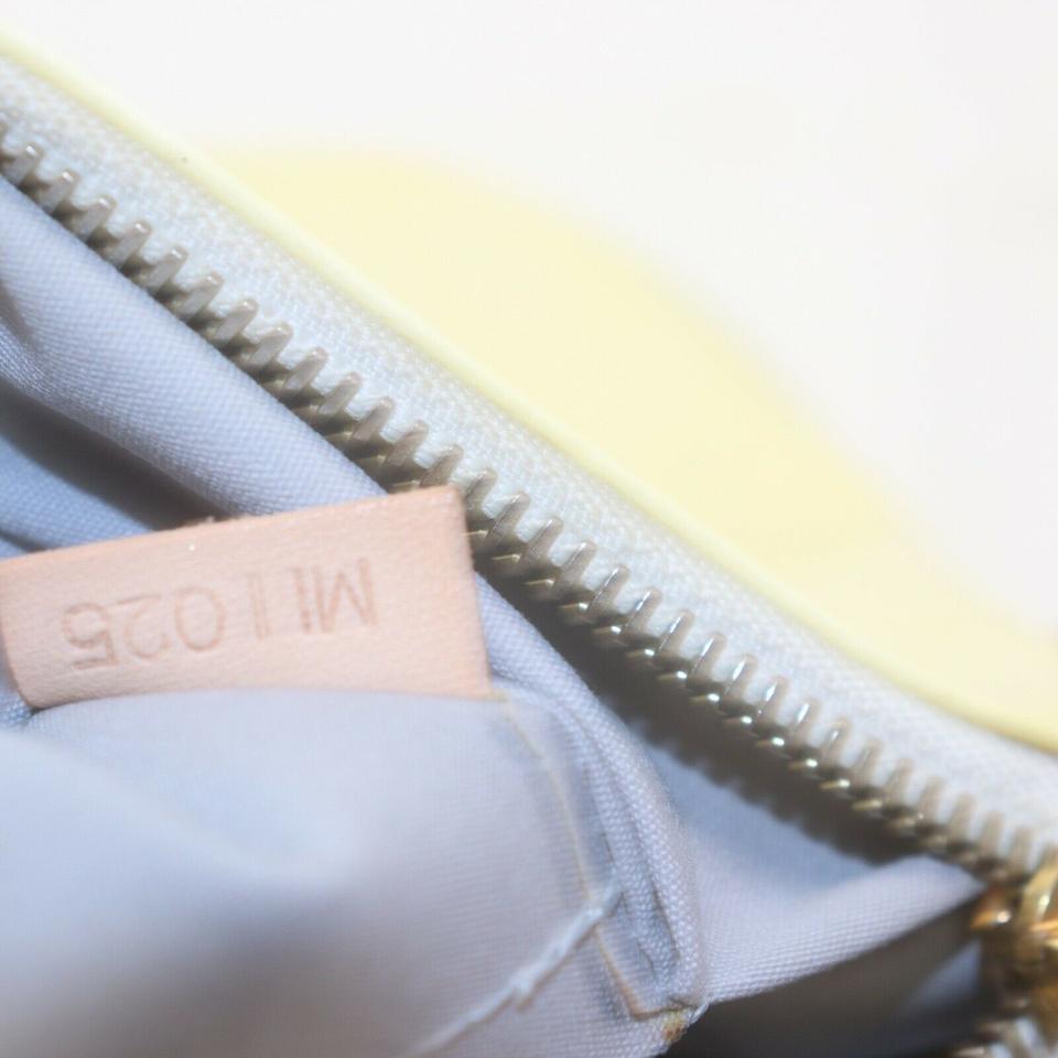 Louis Vuitton Perle Monogram Vernis Minna Street Crossbody Bag 863135 For Sale 6