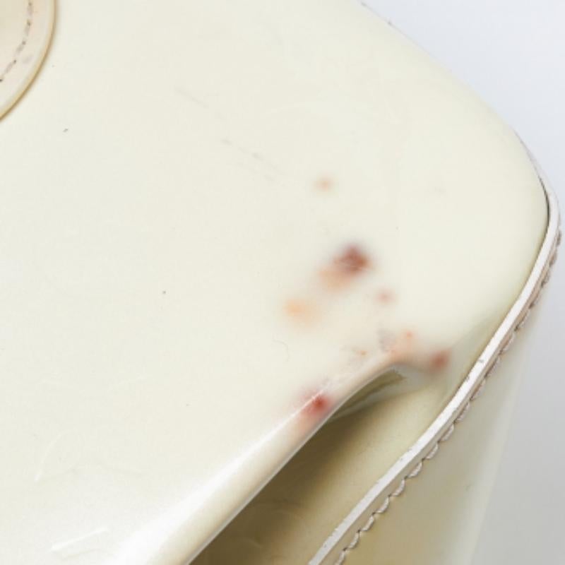 Sac Avenue Louis Vuitton Perle Monogram Vernis Rosewood État moyen - En vente à Dubai, Al Qouz 2