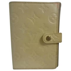 Louis Vuitton Perle Vernis Patent Leather Agenda 205121