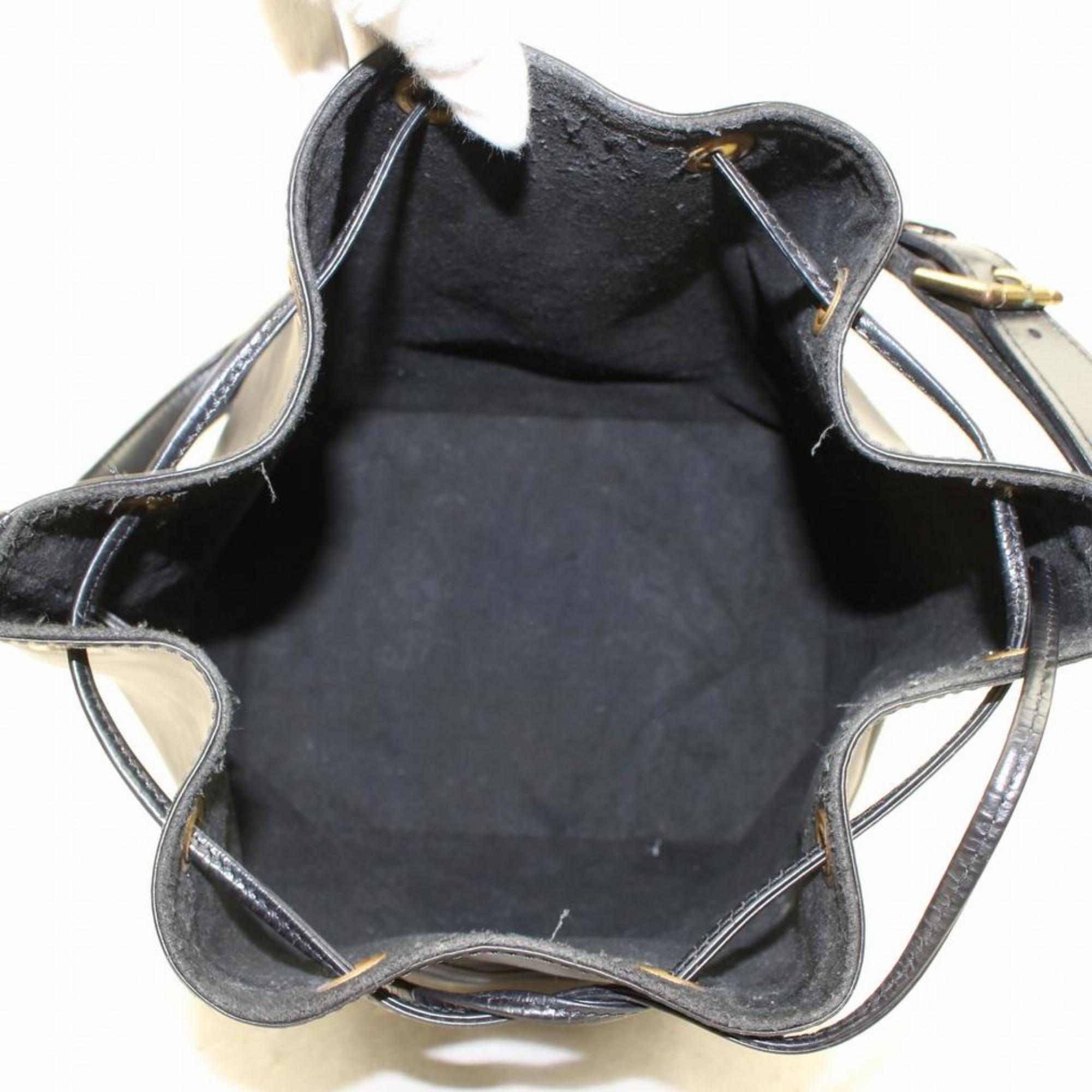 Women's Louis Vuitton Petit Noe 866343 Black Leather Shoulder Bag For Sale