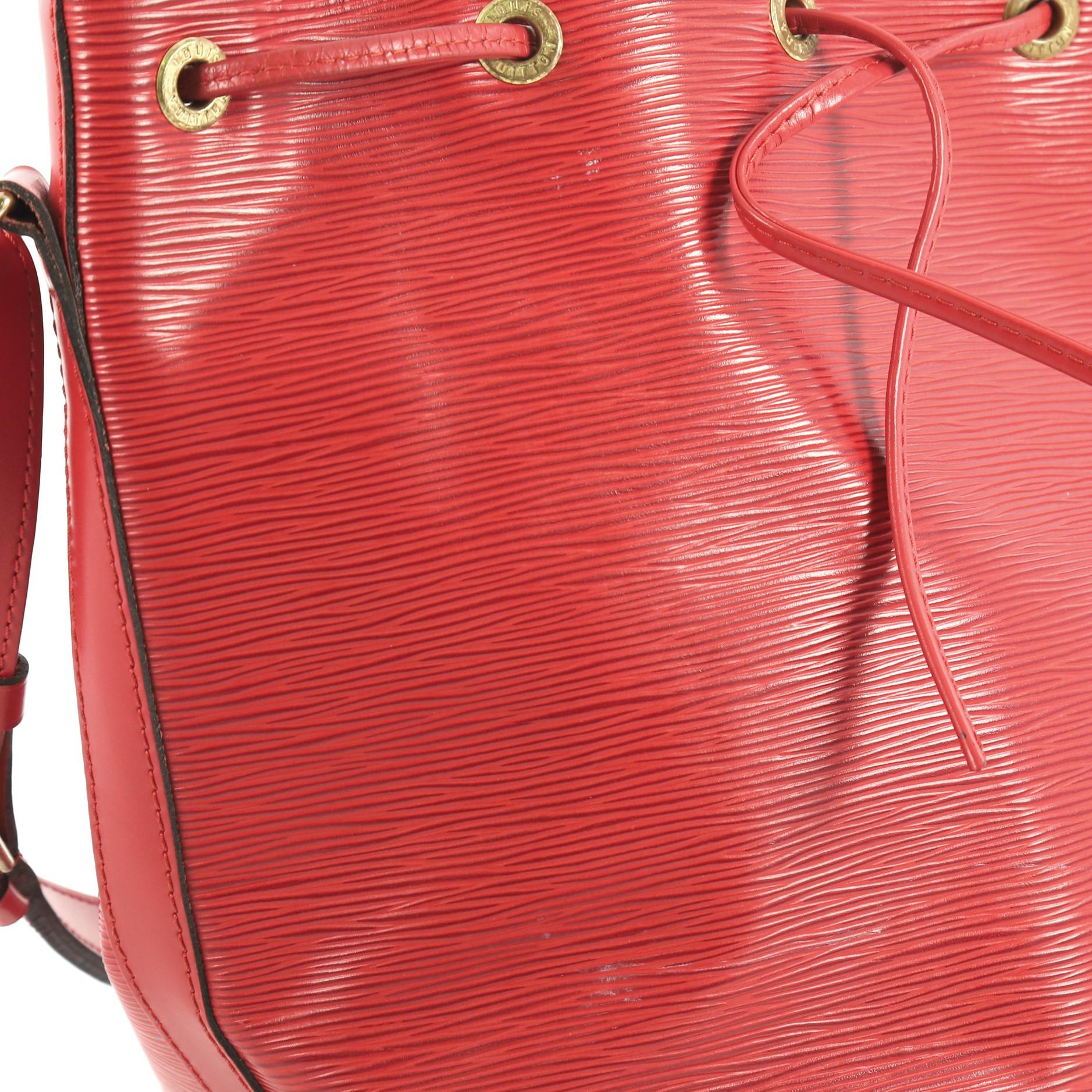 Louis Vuitton Petit Noe Handbag Epi Leather 1