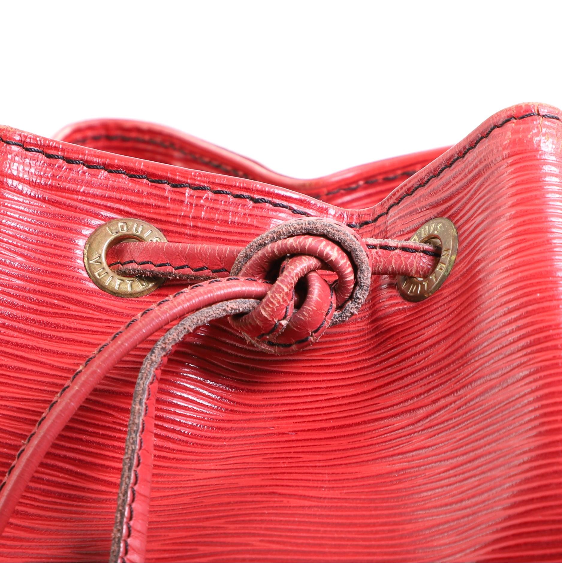 Louis Vuitton Petit Noe Handbag Epi Leather 2