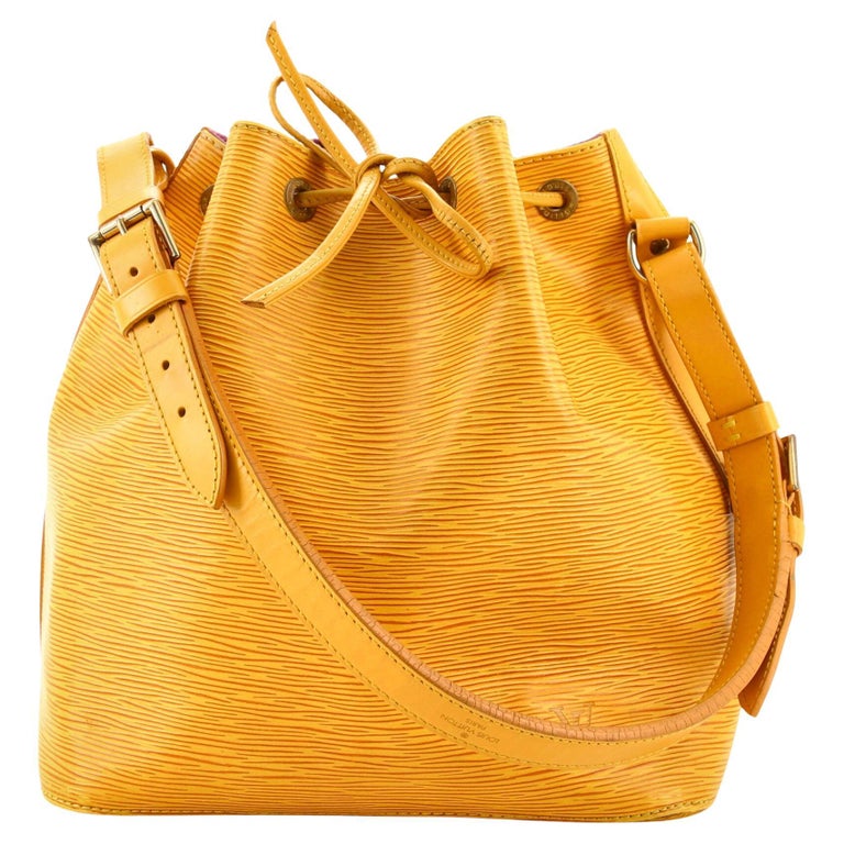 Louis Vuitton Petit Noe Handbag Epi Leather For Sale at 1stDibs