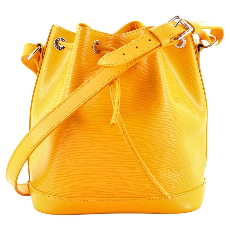 Louis Vuitton Petit Noe NM Handbag Epi Leather at 1stDibs